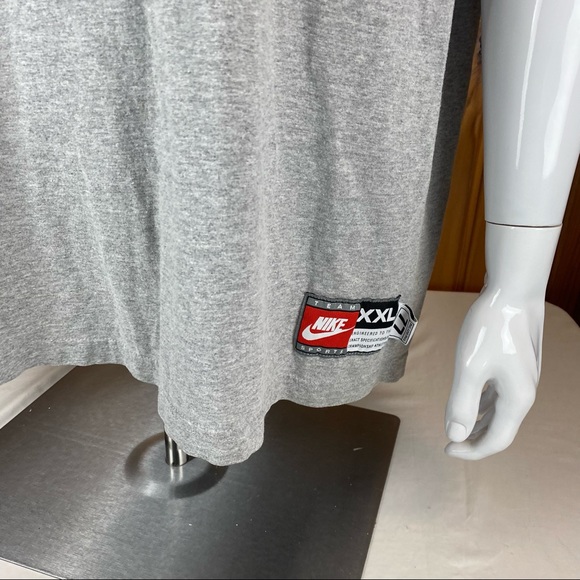 VTG Nike Team Philadelphia 76ers XXL 1977 T-Shirt - Picture 3 of 12